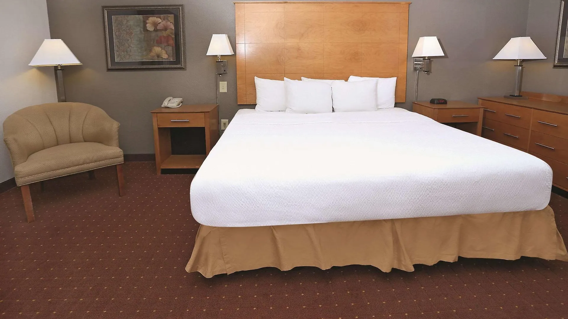 La Quinta Inn & Suites By Wyndham Norfolk 3*,  United States