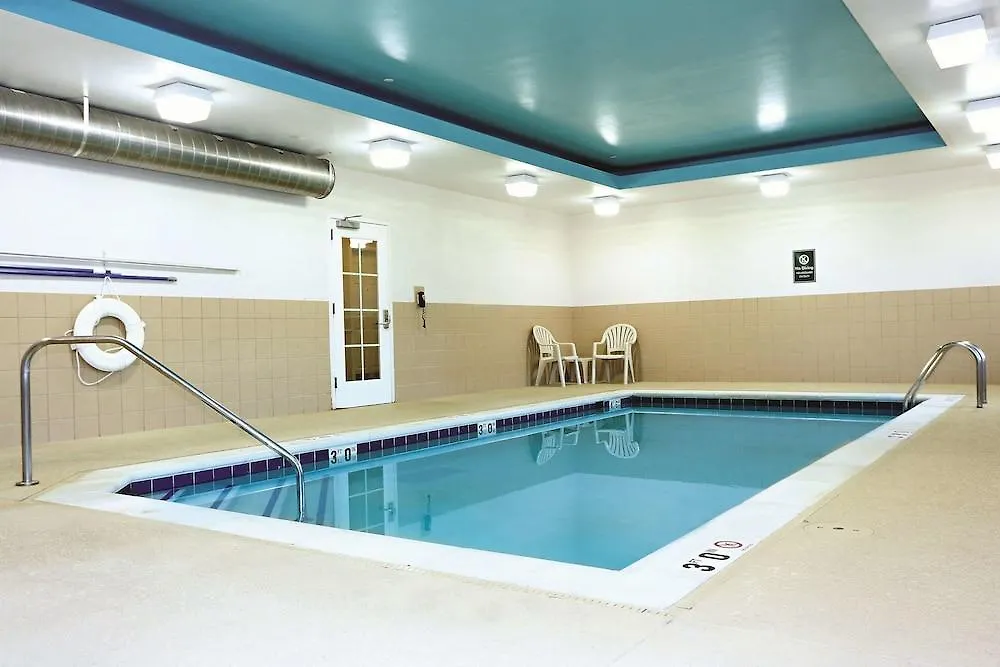 *** Hotel La Quinta Inn & Suites By Wyndham Norfolk United States