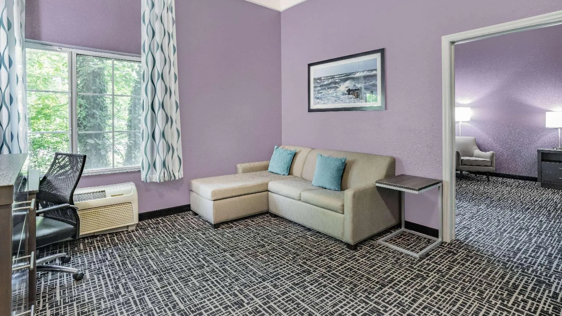 La Quinta Inn & Suites By Wyndham Norfolk Hotel