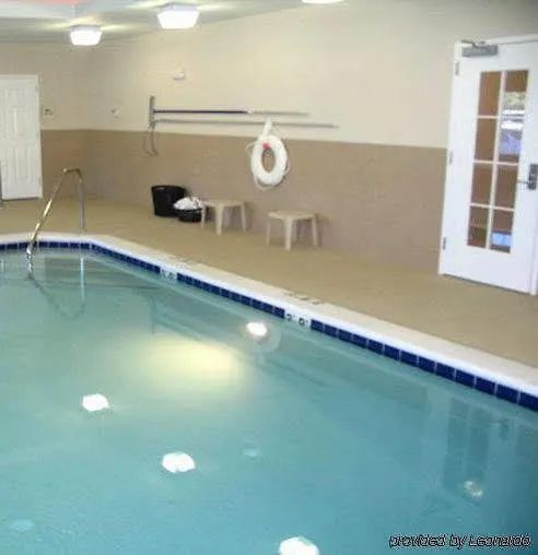 La Quinta Inn & Suites By Wyndham Norfolk 3*,  United States